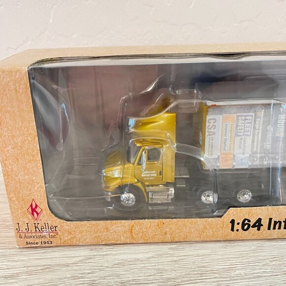 New JJ Keller Collectible Truck 1:64 International 8600i Cab Curtainside Trailer - Picture 2 of 9